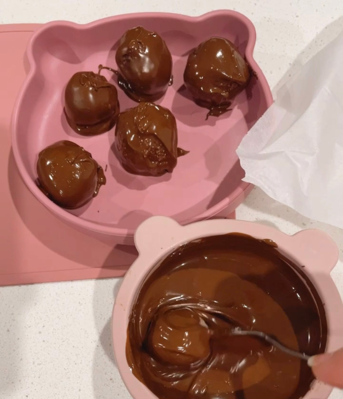 No Bake Cherry Ripe Balls Recipe