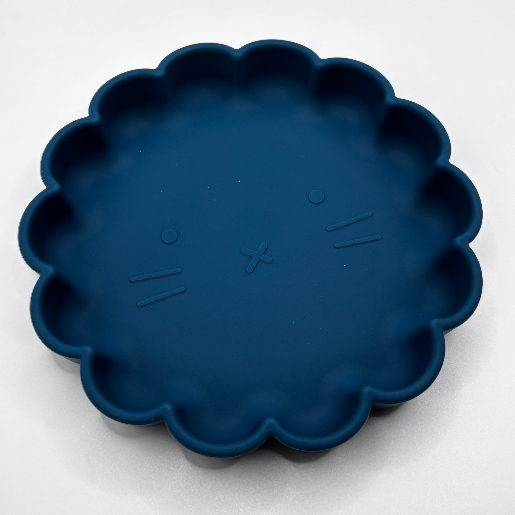 Milk Addict Silicone Lion Suction Plate