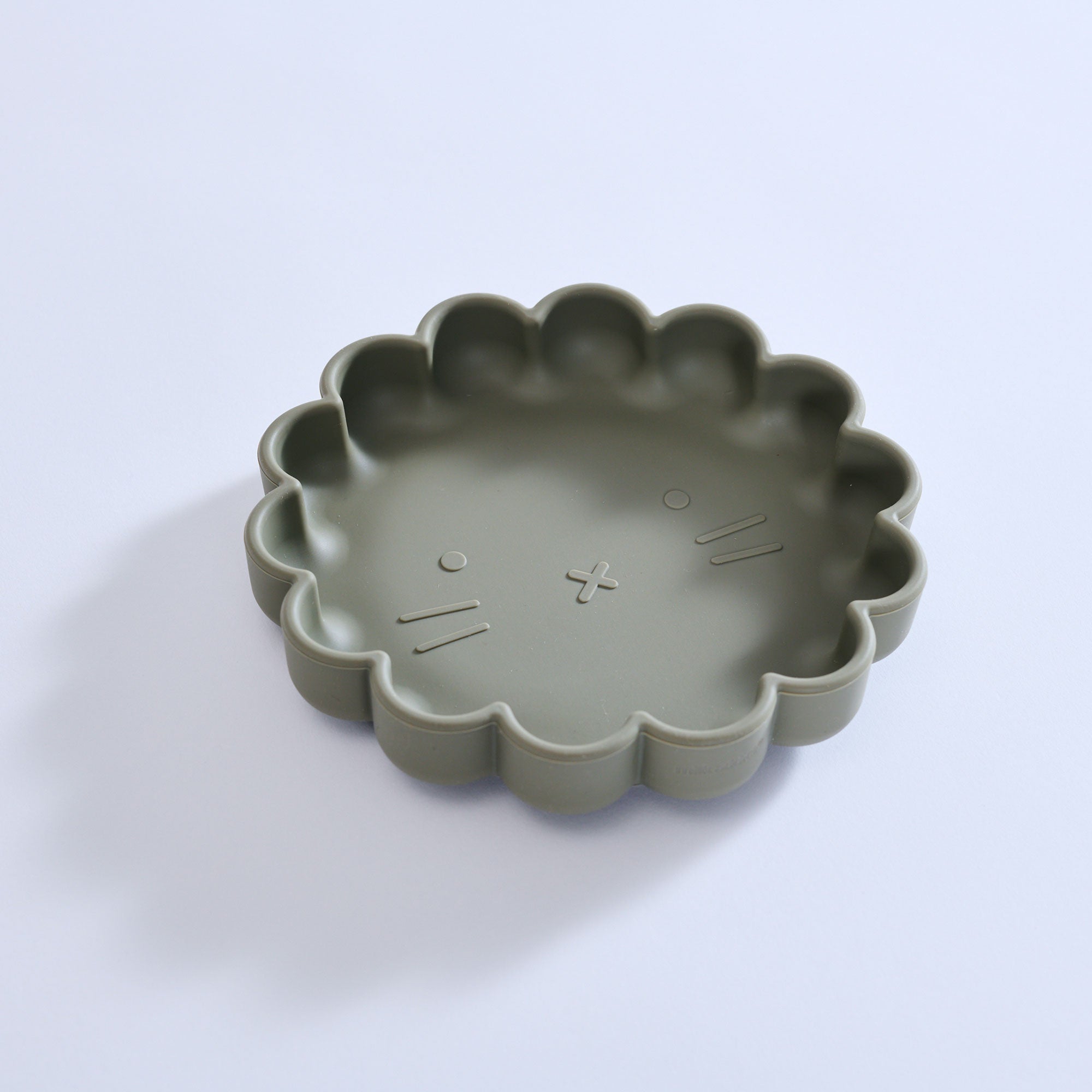 Milk Addict Silicone Lion Suction Plate Sage